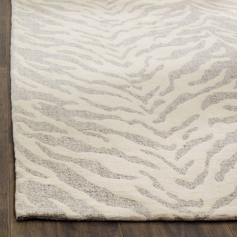 Light Grey/Ivory Rectangular Hand-Tufted Wool Area Rug