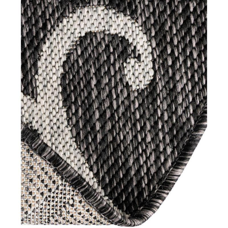 Charcoal Gray Round Stain-Resistant Outdoor Rug