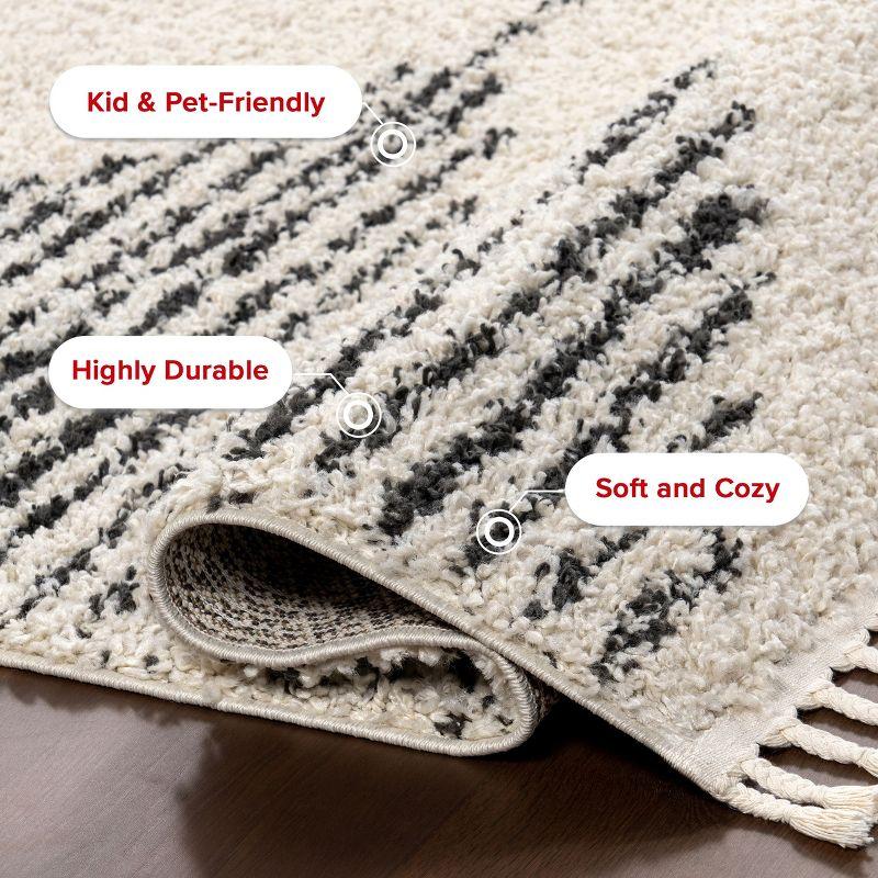 Nuloom Bria Trellis 2x10 Runner Shag Indoor Area Rug for Living Room Bedroom Dining Room Nursery Entryway Hallway, Off White/Charcoal