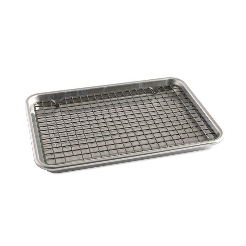 Aluminum Nonstick Quarter Sheet with Oven-Safe Grid