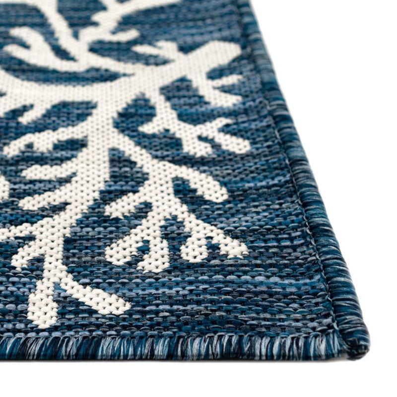Liora Manne Carmel Coral Border Indoor/Outdoor Rug Navy 1'11" x 7'6"