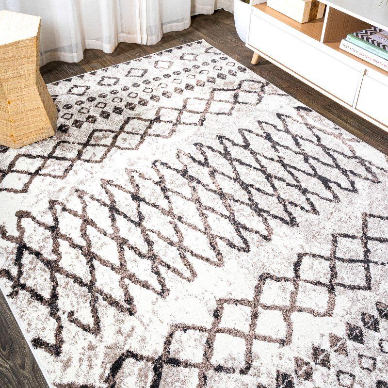 Ivory Diamond Easy-Care Synthetic Area Rug