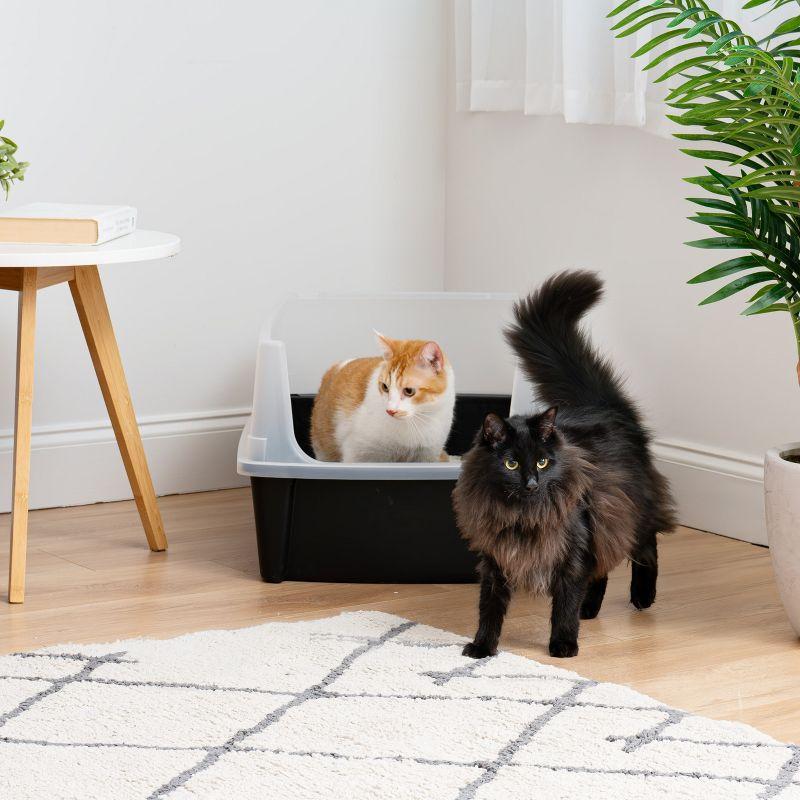 IRIS USA Extra Large Open Top Cat Litter Box with Scatter Shield, Sturdy Easy to Clean Open Air Kitty Litter Pan with Tall Spray