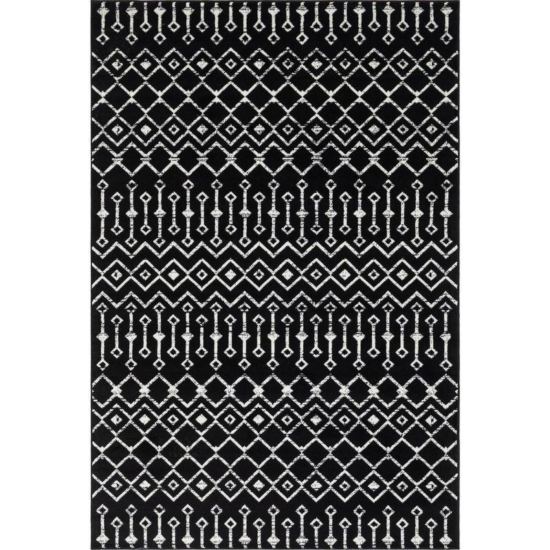 6' x 9' Black Synthetic Trellis Stain-Resistant Rug