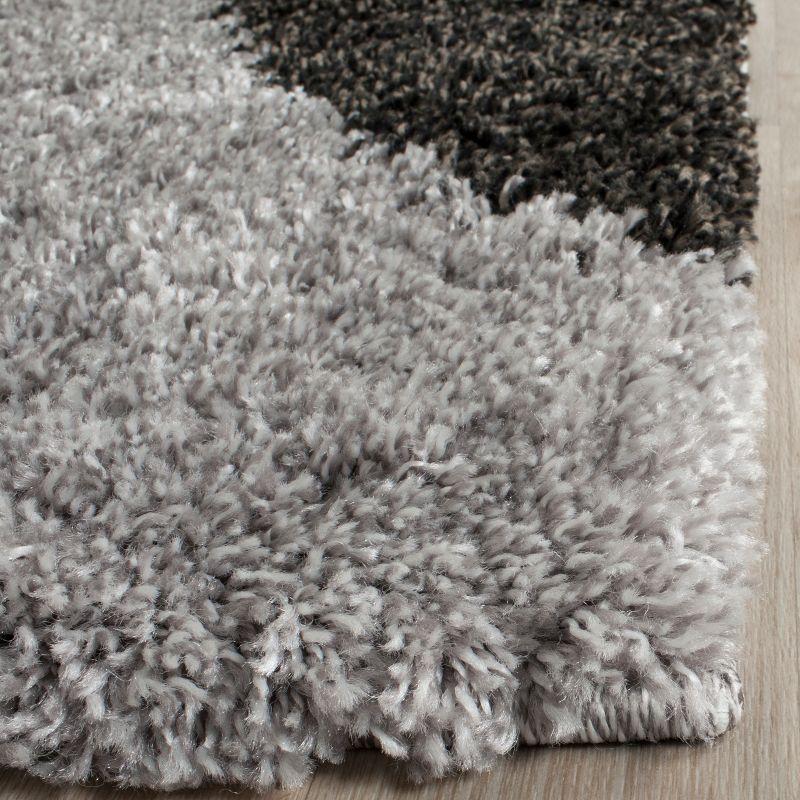 Luxurious Grey and Black Hand-Knotted Shag Area Rug 4' x 6'