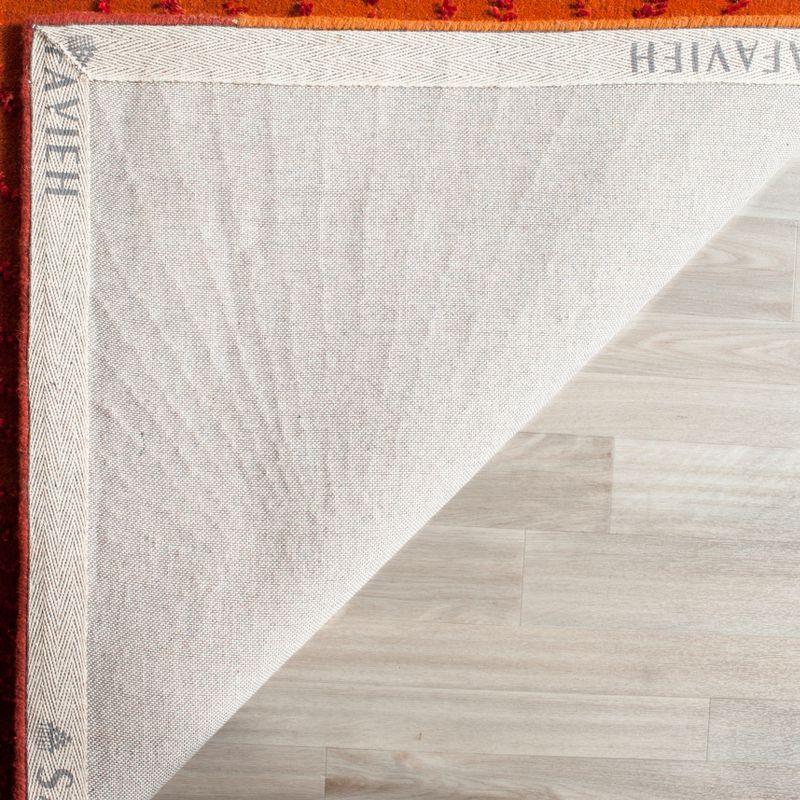 Soho SOH712 Hand Tufted Area Rug  - Safavieh