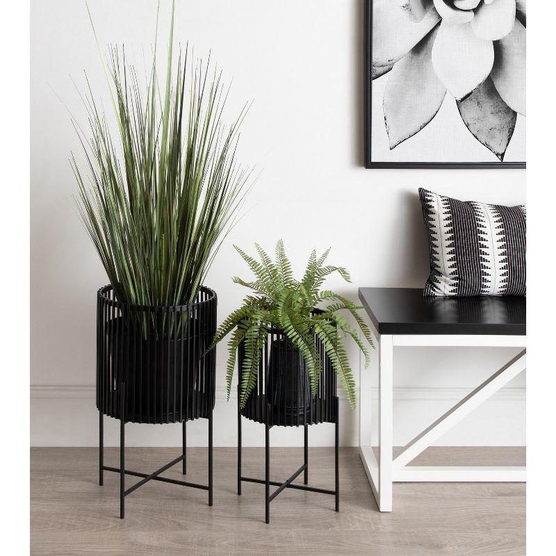 Kate and Laurel Paynter Floor Planter Set