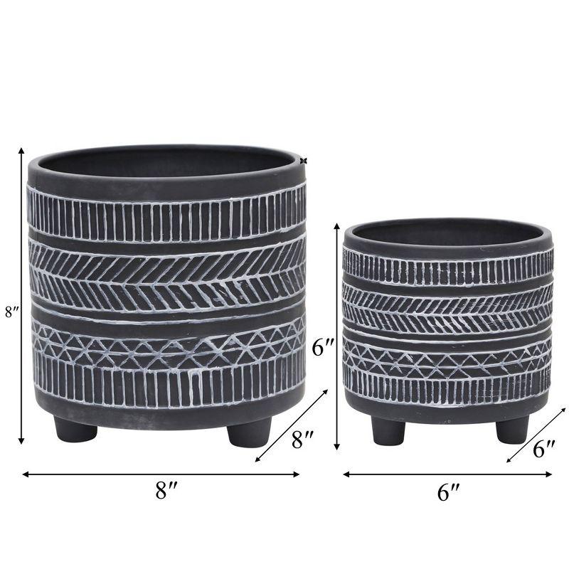 Gray Ceramic Footed Planter Set with Line Pattern, 8"