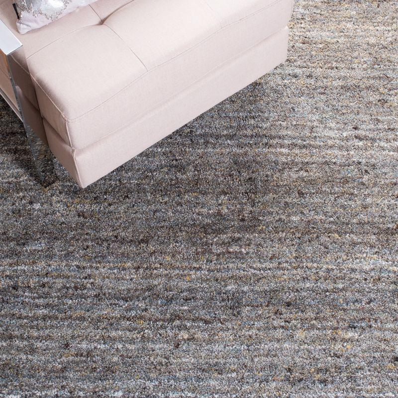Himalaya HIM413 Handmade Area Rug - 4'x6' - Grey/Olive - Safavieh