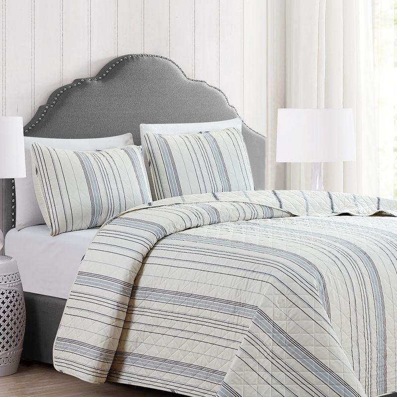 Market & Place Sofia No Striped Quilt Set
