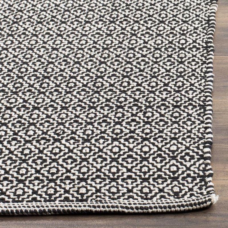 Coastal Charm Ivory & Black Cotton 6' Square Area Rug