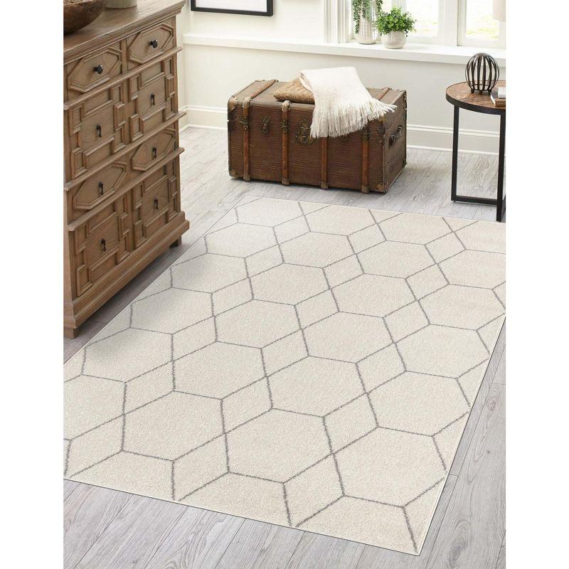 Ivory Trellis Rectangular Synthetic Indoor Easy-Care Rug