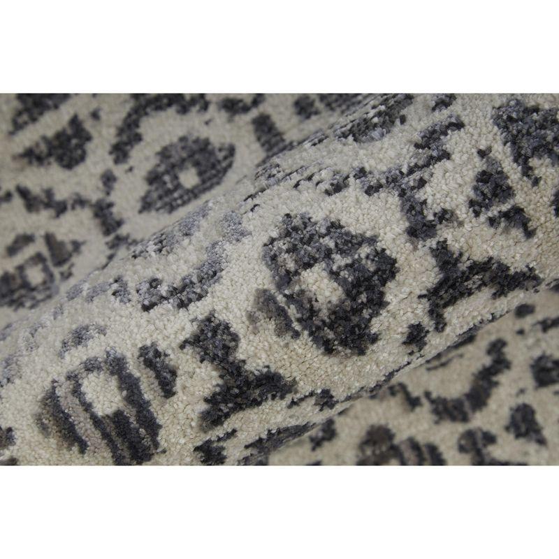 Kano Transitional Distressed Ivory/Taupe/Gray Area Rug