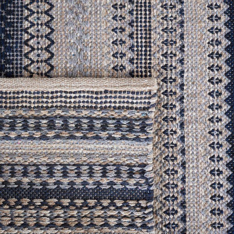 Kilim KLM475 Hand Woven Runner Rug - Grey/Black - 2'3"x9' - Safavieh.