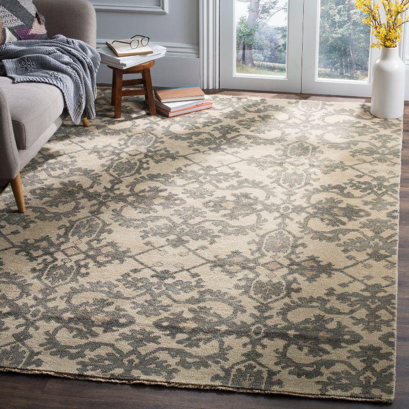 Ivory and Gray Hand-Knotted Wool 6' x 9' Area Rug