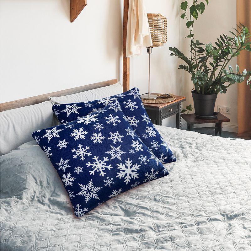 PAVILIA Set of 2 Throw Pillow Covers, Decorative Velvet Square Cushion Cases for Bed Sofa Couch Bedroom Living Room, Snowflake Blue/18 x 18