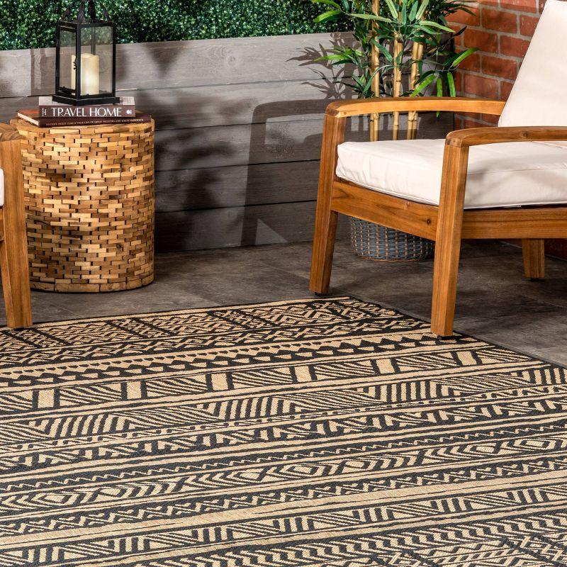 Abbey Geometric Striped Indoor and Outdoor Area Rug - nuLOOM