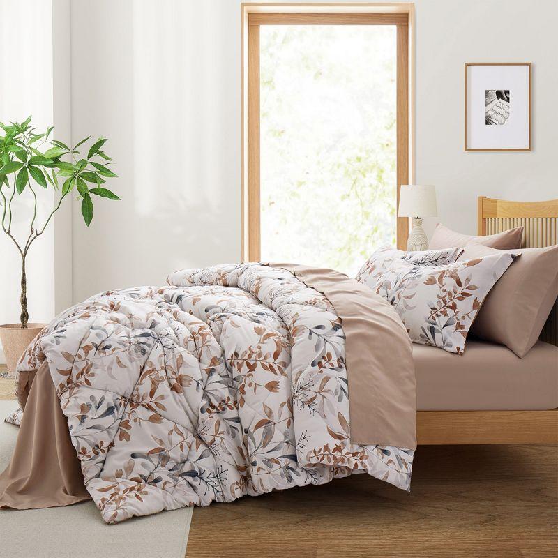 Peace Nest 7pc Floral Printed Reversible Comforter & Sheets Set