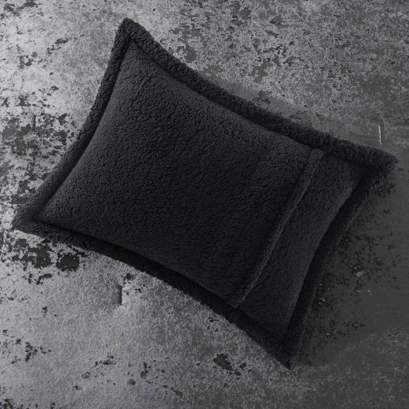 Intelligent Design Mira Crushed Velvet Sherpa Reversible Comforter Set