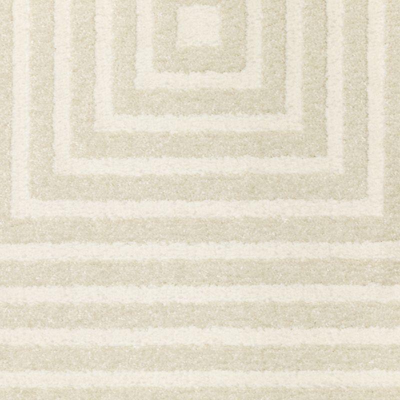 Oriental Weavers Raylan RAY04 Ivory/ Beige Indoor Area Rug - 5'3" x 7'6"