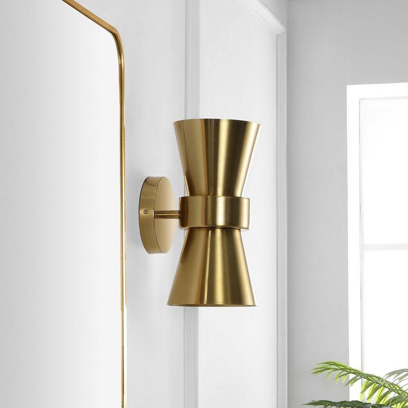 Bynner 2 Light 7.25" Wall Sconce (Set of 2) - Brass Gold - Safavieh