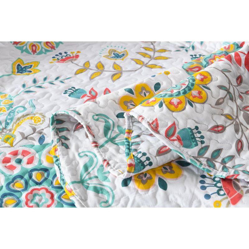 MarCielo Bohemian Floral Quilt Set