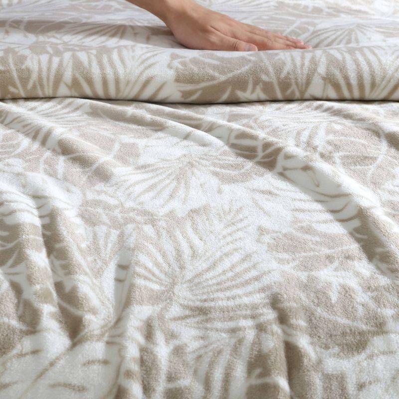 Tommy Bahama Home Wallpaper Leaves Plain Weave / Muslin Throw Blanket