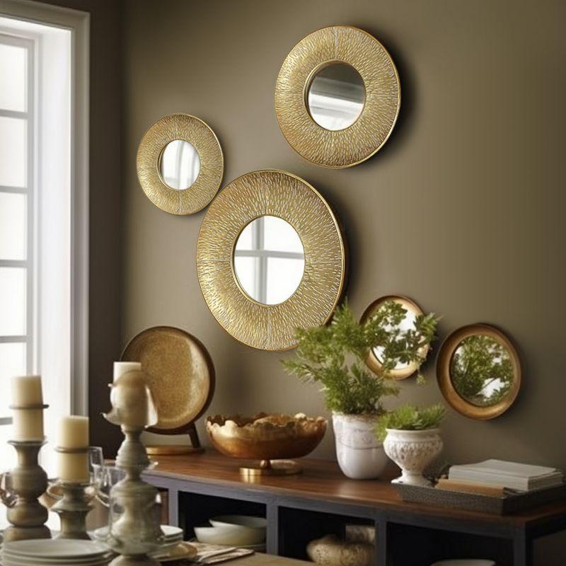 LuxenHome 3-Piece Gold Metal Round Wall Mirror Set