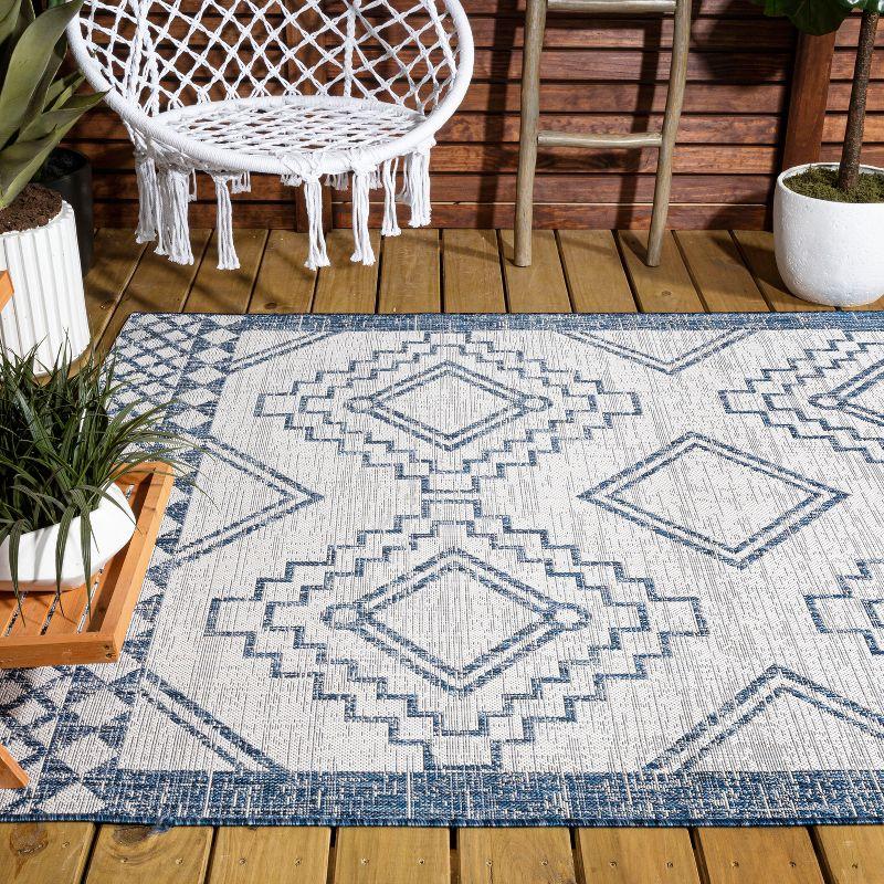 3'x5' Marokko Diamond  Medallion Indoor/Outdoor Area Rug, Ivory/Blue - JONATHAN Y