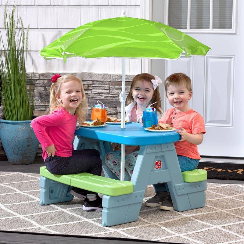 Step2 Rectangle Sun & Shade Picnic Table with Umbrella - Blue/Green