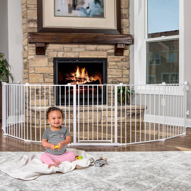 Regalo 2 in 1 Super Wide™ Safety Gate & Play Yard