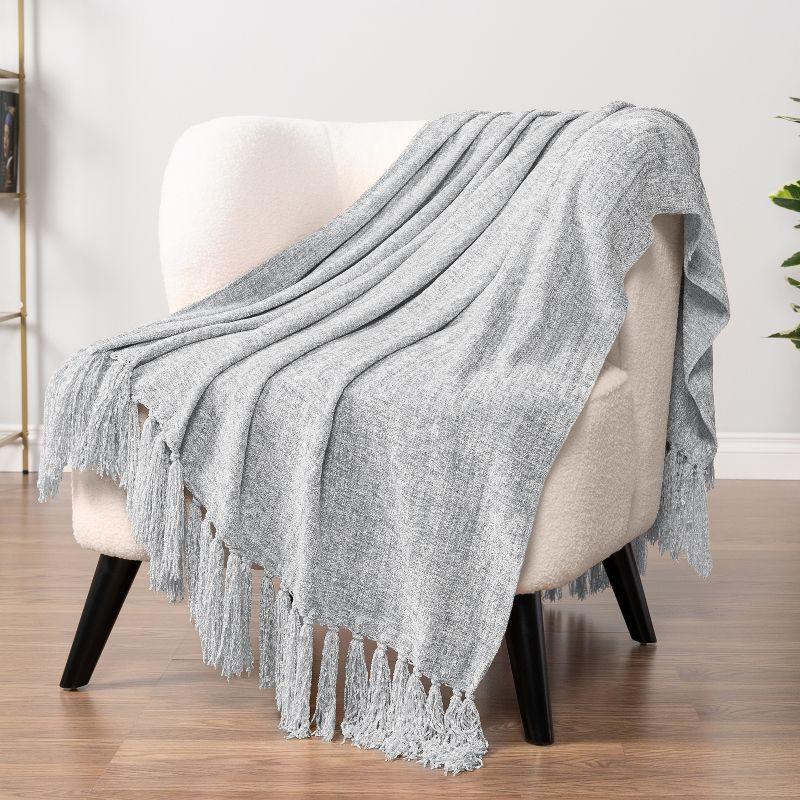 Pavilia Throw Blanket