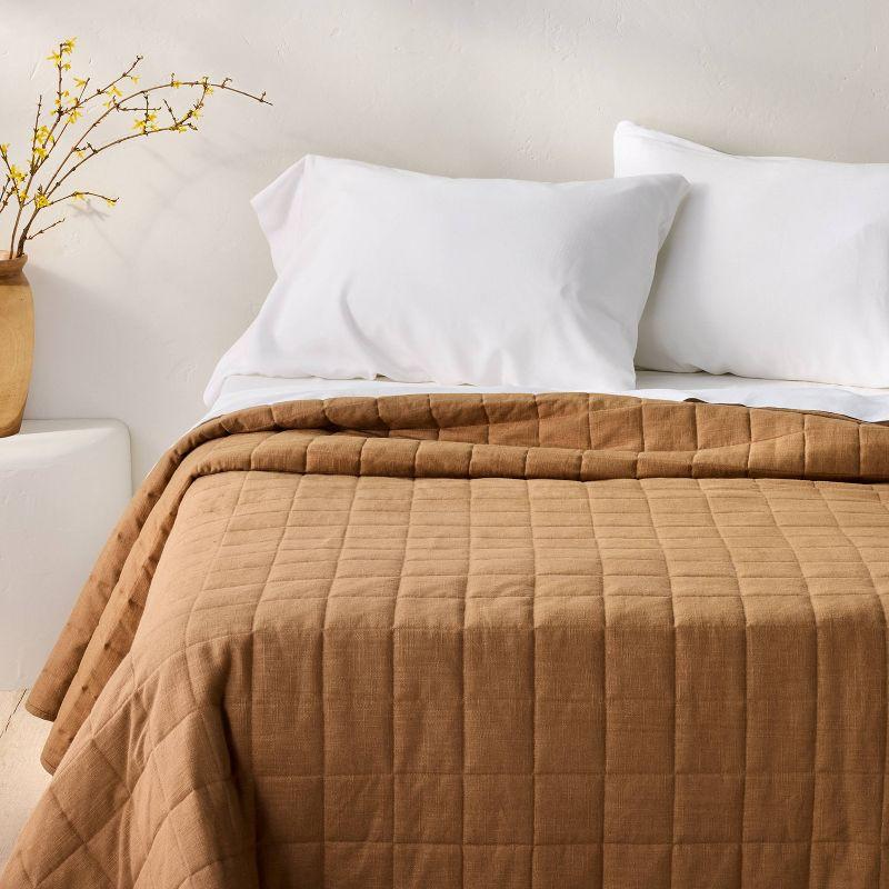 King Heavyweight Linen Blend Quilt Warm Brown - Casaluna™: Rayon & Cotton, OEKO-TEX Certified, Woven
