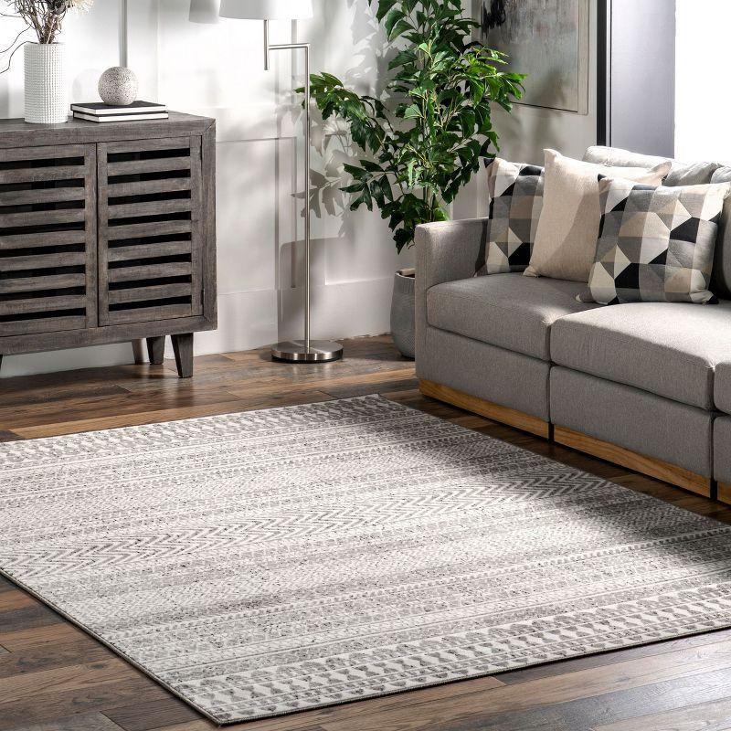 Nuloom Catherina Trellis 4x6 Indoor Area Rug for Living Room Bedroom Dining Room Kitchen, Grey/Ivory