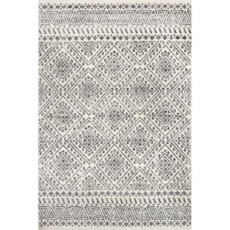 Modern Gray Diamond Trellis 80" Synthetic Area Rug