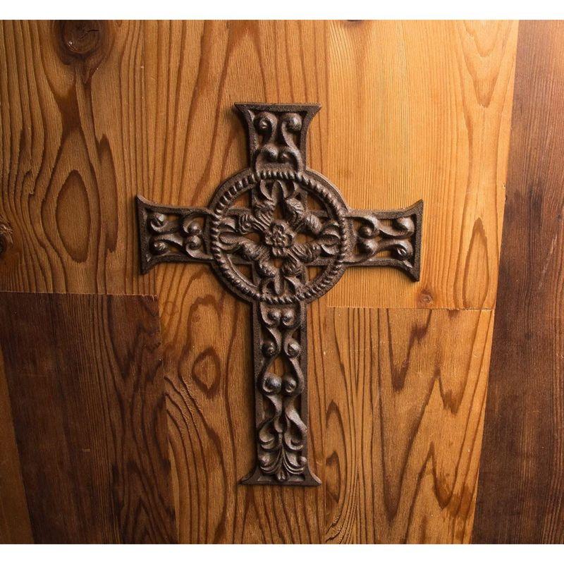 Juvale Wrought Iron Celtic Cross for Wall Decor, Metal Cross for Christian, Religious Art Lovers, Dark Bronze,11.5x7.7x0.5 inch