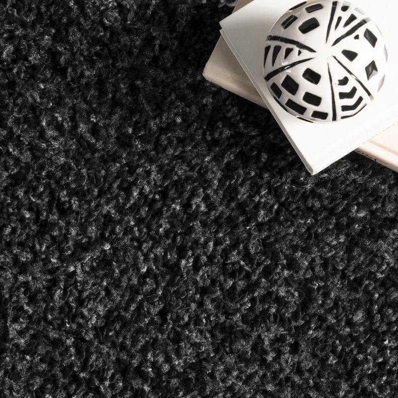 Nuloom Bria Geometric 4x6 Shag Indoor Area Rug for Living Room Bedroom Dining Room Nursery, Black/Ivory