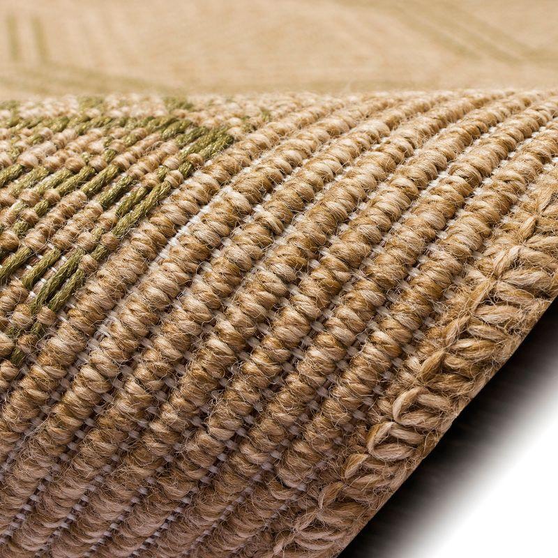Liora Manne Sahara Links Indoor/Outdoor Rug Green 1'11" x 7'6"