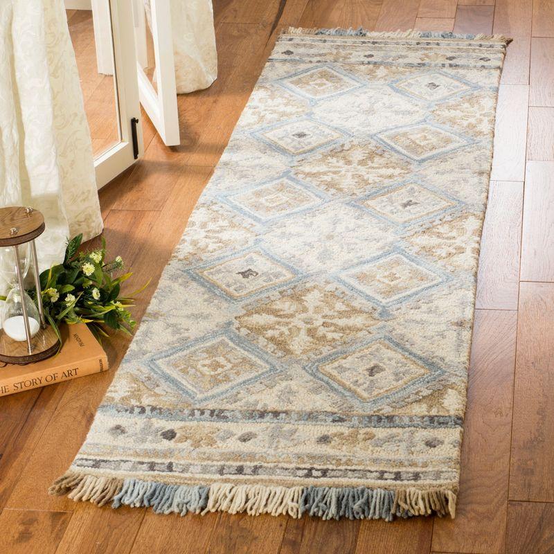 Elegant Blossom Light Blue Floral Hand-Tufted Wool Rug