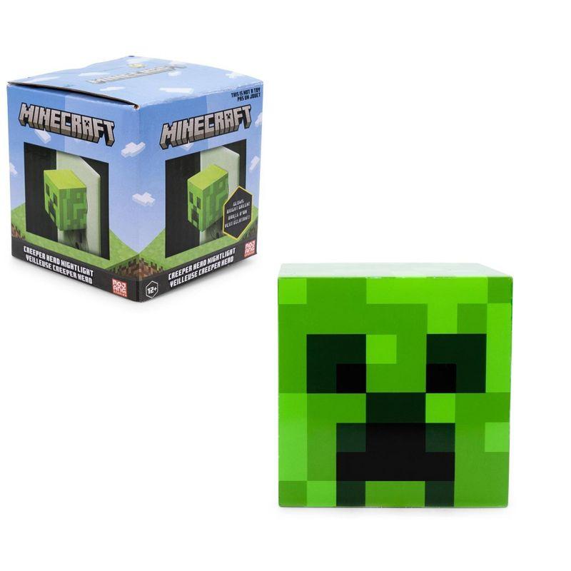 Ukonic Minecraft Green Creeper Plug-In Nightlight with Auto Dusk to Dawn Sensor