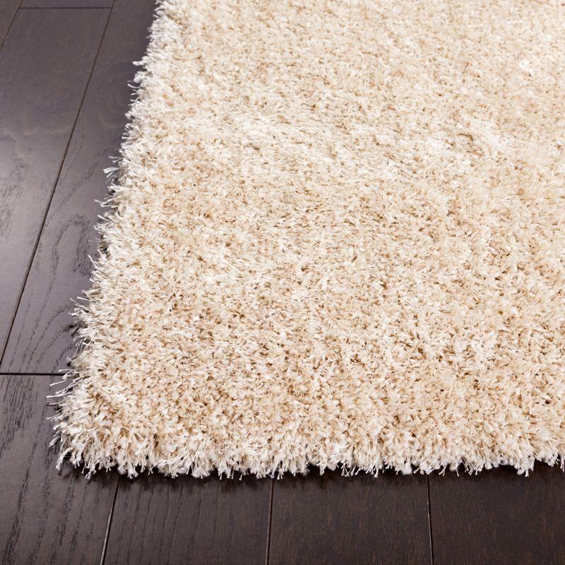 Southern Charm Ivory Shag Area Rug, 4' x 6', Hand-knotted Synthetic