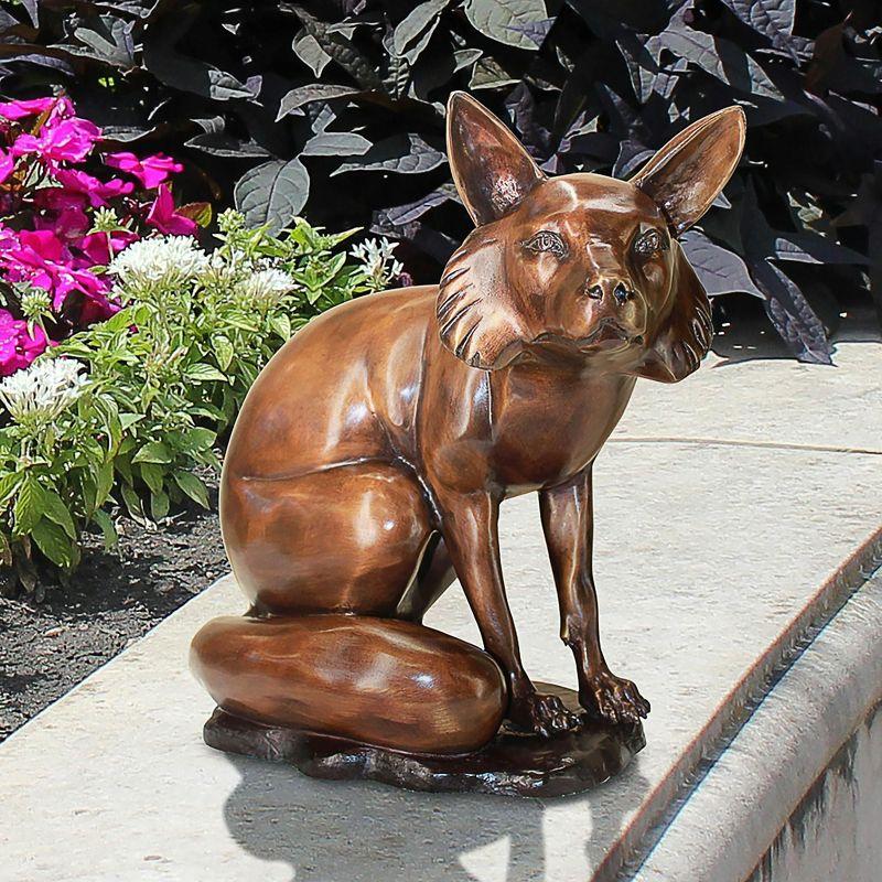 Design Toscano The Observant Sitting Fox Garden Statue