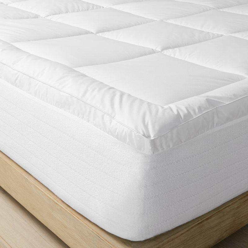 Full Ultra Loft White Down Alternative Mattress Pad