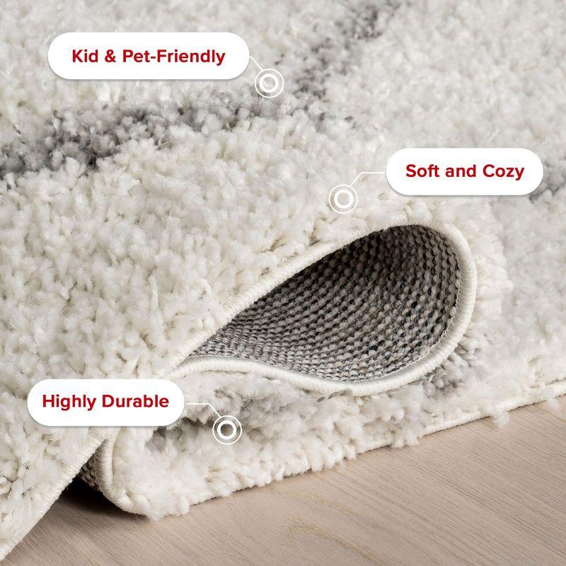 Nuloom Tess Trellis 5 Square Shag Indoor Area Rug for Living Room Bedroom Dining Room Nursery, White/Grey
