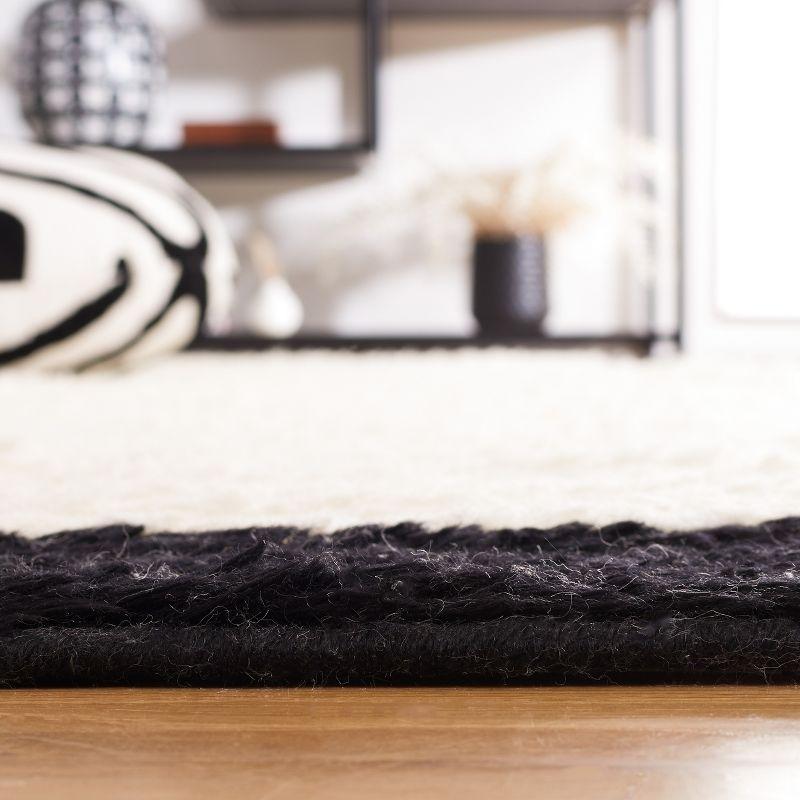 Casablanca Black and Ivory 6' Square Wool Shag Rug