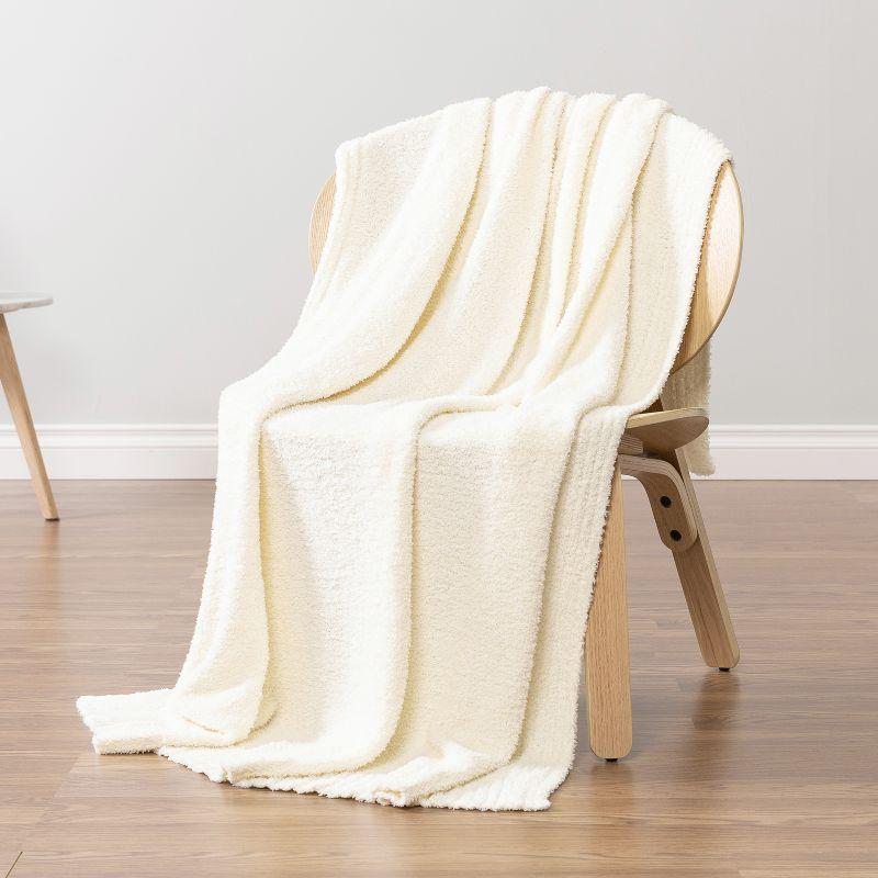 PAVILIA Plush Knit Throw Blanket for Couch Sofa Bed, Super Soft Fluffy Fuzzy Lightweight Warm Cozy All Season