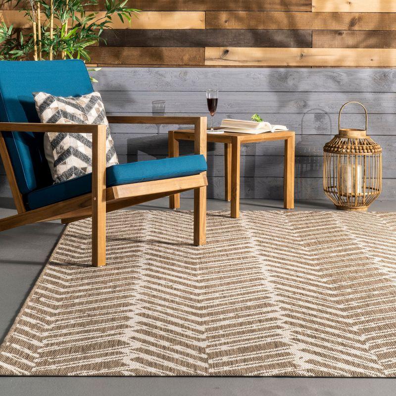 Nuloom Macklin Herringbone 8x11 Indoor/Outdoor Area Rug for Living Room Patio Deck Front Porch Kitchen, Brown/Ivory
