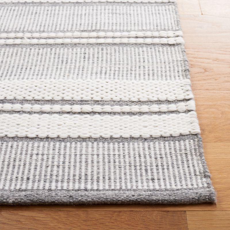 Safavieh Kilim Hand Woven Performance Striped Rug