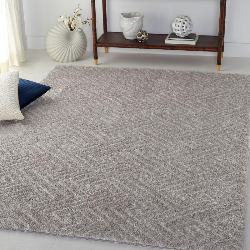 Tahoe Shag THO652 Power Loomed Indoor Area Rug - Grey - 4'x6' - Safavieh