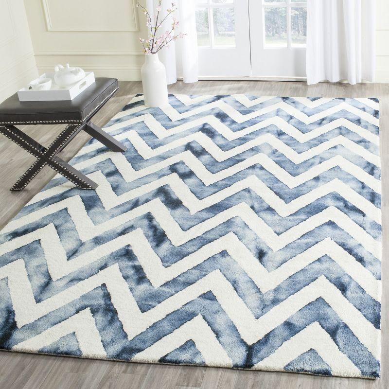 Dip Dye DDY715 Hand Tufted Area Rug  - Safavieh